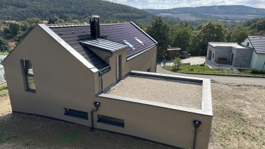 Prodej novostavby RD 5+kk, 190 m2 s pozemkem 802 v obci Velká Lečice