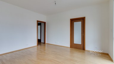 Pronájem bytu 2+1/T/G, 55 m2 + 10 m2 terasa, ulice Podvinný mlýn, Praha 9 - Libeň.