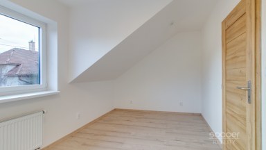 Pronájem krásného bytu 4+kk, 97 m², ul. Dělnická, Nové Jirny