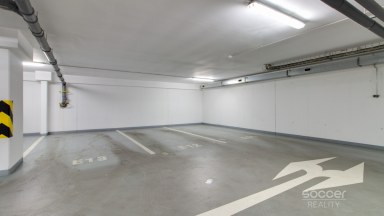 Prodej bytu 4+kk/sklep/garážové stání/balkon, 104m2, ul. Nepomuckých, Praha 9 - Letňany.