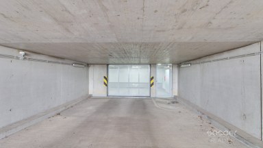Prodej bytu 4+kk/sklep/garážové stání/balkon, 104m2, ul. Nepomuckých, Praha 9 - Letňany.