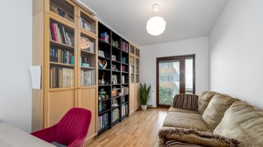 Prodej bytu 4+kk/sklep/garážové stání/balkon, 104m2, ul. Nepomuckých, Praha 9 - Letňany.