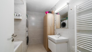 Prodej bytu 4+kk/sklep/garážové stání/balkon, 104m2, ul. Nepomuckých, Praha 9 - Letňany.