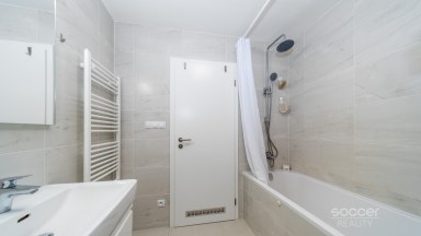 Prodej bytu 4+kk/sklep/garážové stání/balkon, 104m2, ul. Nepomuckých, Praha 9 - Letňany.