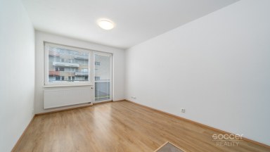 Prodej bytu 1+kk/B/S, 26m2, Praha 10 - Horní Měcholupy, Hornoměcholupská