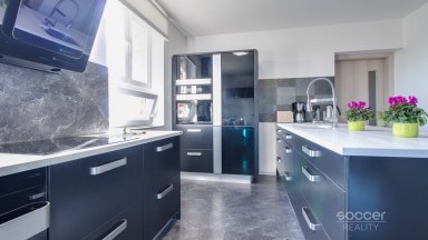 Pronájem luxusního bytu 2+kk s terasou (83,8 m²), Vojkovice, okres Mělník
