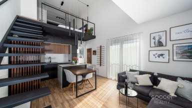 Prodej loftového bytu 1+kk s balkonem a možným sklepem a GS – Bydlení na Krejcárku, Praha 9.