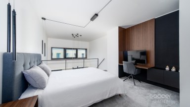 Prodej loftového bytu 1+kk s balkonem a možným sklepem a GS – Bydlení na Krejcárku, Praha 9.