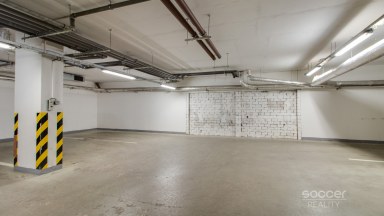 Pronájem garážového stání, 15 m2, ul. Paříkova, Praha 9 - Vysočany.