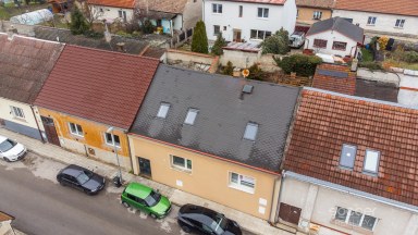 Prodej řadového rodinného domu 4+1, 160 m2, ul. Rašínova, Kladno.