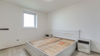 Rodinný dům 4+kk s terasou a zahradou, Kaňk u Kutné Hory.