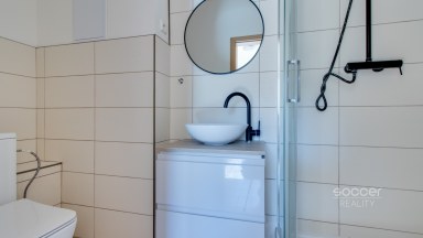 Pronájem bytu 1+1 s předzahrádkou, 37 m2, ul. Dandova, Praha 20 – H. Počernice.