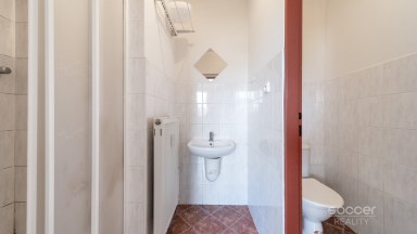 Kanceláře  (23 m² – 123 m²) – Jesenice u Prahy