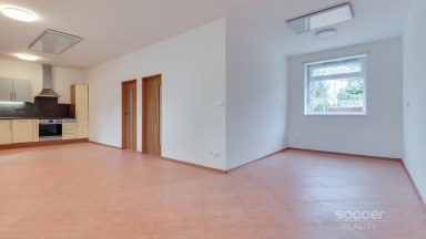 Hezký nadstandardní byt 3+kk, 76 m2, Černošice - Mokropsy.