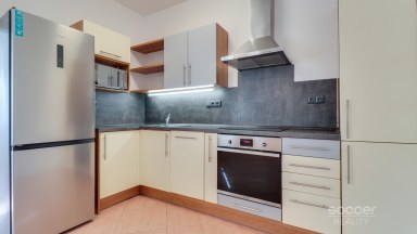 Hezký nadstandardní byt 3+kk, 76 m2, Černošice - Mokropsy.