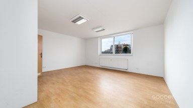 Kancelář (29,93 m²) – Jesenice u Prahy