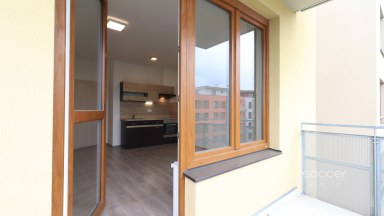 Pronájem bytu 1+kk/B/PS, 34 m2, Praha - Čakovice, ul. Bermanova.