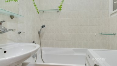 Pronájem bytu 2+kk/B/S, 53 m2, ul. Prouzova, Praha 9 - Vysočany.