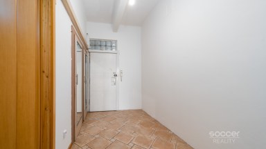 Pronájem bytu 2+kk/B/S, 53 m2, ul. Prouzova, Praha 9 - Vysočany.