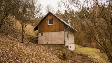 Pronájem rekreační chaty, Suhrovice, 16 km od Mladé Boleslavi.
