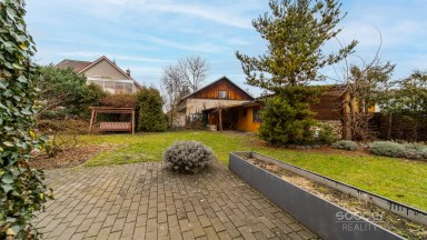 Jedinečný mezonet v rodinném domě v žádané čtvrti Mladé Boleslavi.