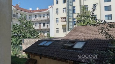 Pronájem bytu 2+kk, 40 m2, Praha 5 - Smíchov, ul. Grafická.