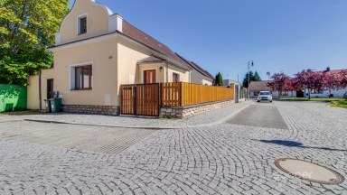 Pronájem domku 2+kk, Brandýs nad Labem – Stará Boleslav, ul. Na Dolíku.