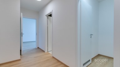 Pronájem bytu 2+kk/T/G/S, 59 m2, ul. Poděbradská, Praha 9 - Vysočany.