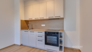 Pronájem bytu 2+kk/T/G/S, 59 m2, ul. Poděbradská, Praha 9 - Vysočany.