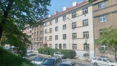 Pronájem bytu 2+kk, 48 m2, Praha 3 - Žižkov, ul. Jeseniova.