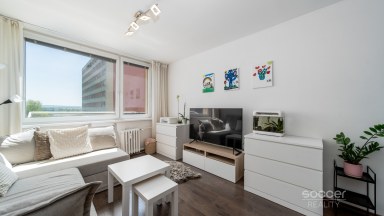 Prodej hezkého bytu 2kk, 42,97 m² se sklepní kójí, ul. Pavlišovská, Praha 20 – Horní Počernice