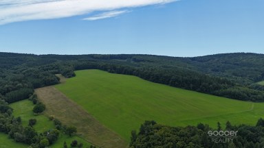 Prodej stavebního pozemku s rodinným domem k rekonstrukci – Sehradice, okres Zlín.