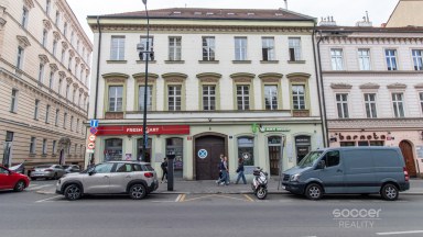 Pronájem kanceláří v centru Prahy s možností parkování