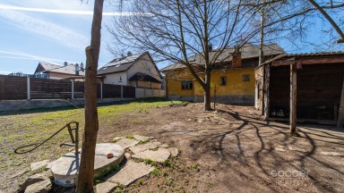 Prodej domu s pozemkem 1 310 m², Jičín – Holínské Předměstí.