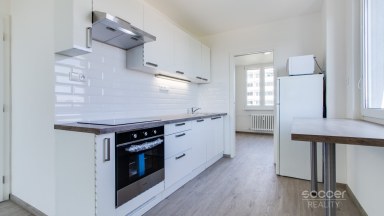 Pronájem bytu 4+kk/L/komora, 65 m² + lodžie 7 m², Praha 4 – Krč, Horáčkova ulice.