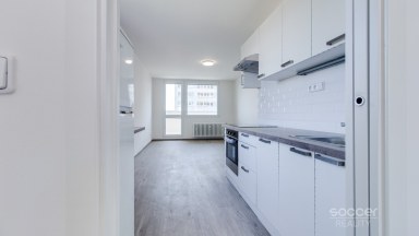 Pronájem bytu 4+kk/L/komora, 65 m² + lodžie 7 m², Praha 4 – Krč, Horáčkova ulice.