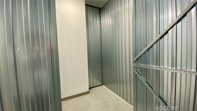 Nový apartmán s terasou a parkovacím stáním v prestižní čtvrti.