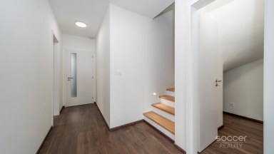 Pronájem rodinného domu v ulici Na širokém I, Ohrobec.