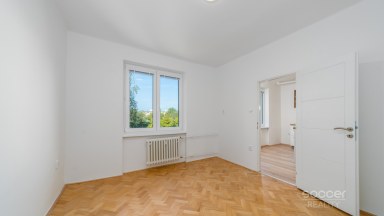 Pronájem bytu 2+1/B/S, 53 m2, Praha 3 - Žižkov, ul. Pod Lipami.