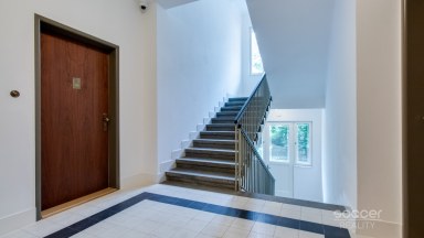 Pronájem bytu 1+kk/Sklep/Wellness, 36 m², Praha 3 – Vinohrady, ul. Vinohradská.