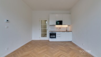 Pronájem bytu 1+kk/Sklep/Wellness, 36 m², Praha 3 – Vinohrady, ul. Vinohradská.