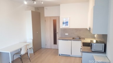 Pronájem novostavby bytu 1+kk/S, v Praze 18 - Letňany, ulice Hlučkova.