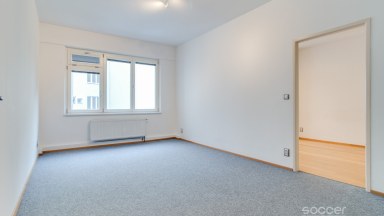 Pronájem bytu 3+1 + hala + šatna + 2x koupelna (celkem 97 m²) na Václavském náměstí