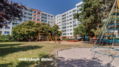 Pronájem bytu 3+1 (77 m²) s lodžií (6 m²) a parkem ve vnitrobloku – ul. Přecechtělova, Praha 13