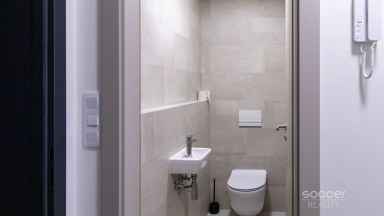 Pronájem bytu 2+kk/L/S/PS, 46 m2, Praha 14 - Černý Most, ul. Arnošta Valenty