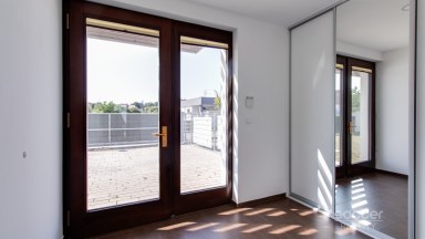 Pronájem domu se zahradou, Praha 20 – Horní Počernice, U Zimoviště