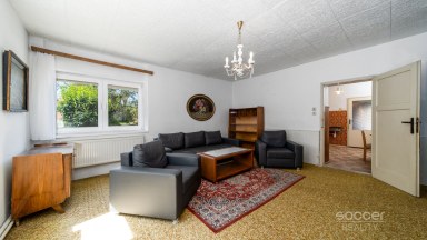 Prodej rodinného domu s pozemkem 1 466 m², Zápy