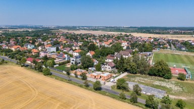 Prodej rezidenčního projektu – 3 nové rodinné domy, Praha–Koloděje.