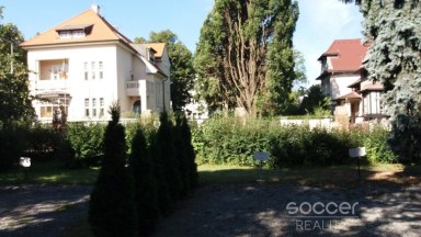 Pronájem komerčních  prostor 3+1, 56 m2, Praha 6 - Bubeneč, ul. Na Zátorce