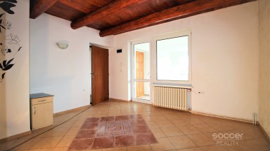 Pronájem pěkného bytu 3+kk 55 m2  v centru Neveklova, okres Benešov.